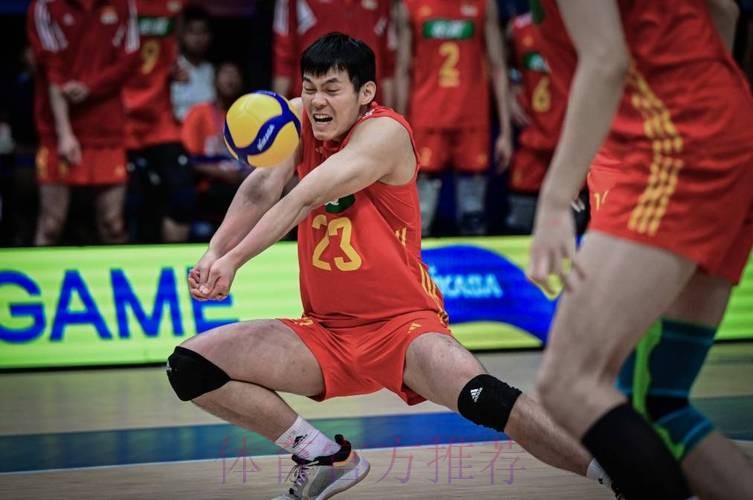 受困伤病 上海男排负于保定队